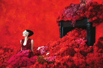 Картинка девушки -unsort+ креатив маска цветы платье брюнетка