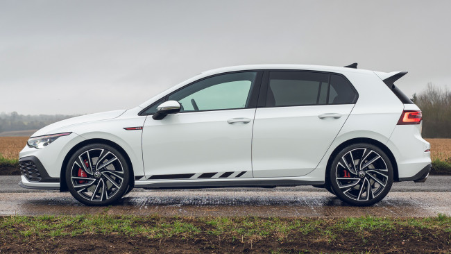 Обои картинки фото volkswagen golf gti clubsport , uk,  2021, автомобили, volkswagen, golf, gti, clubsport, 2021