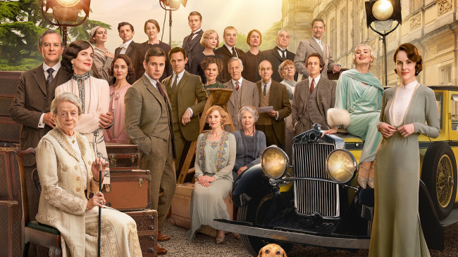 Обои картинки фото downton abbey,  a new era || 2022, кино фильмы, -unknown , другое, maggie, smith, laura, haddock, matthew, goode, michelle, dockery, hugh, bonneville, tuppence, middleton, elizabeth, mcgovern, downton, abbey, a, new, era, аббатство, даунтон2, драма, мелодрама