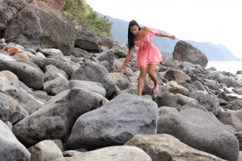 Картинка девушки victoria+mur+aria камни платье мини