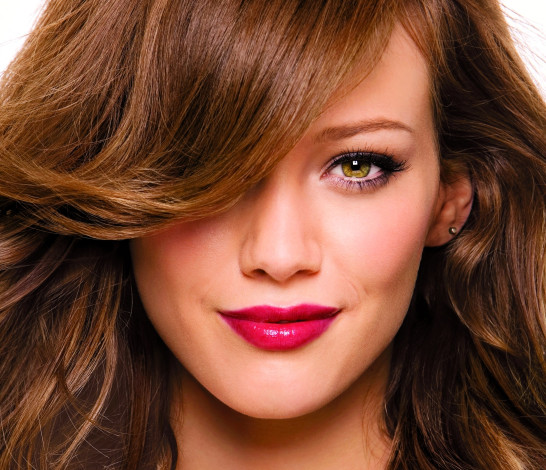 Обои картинки фото девушки, hilary duff, шатенка, лицо