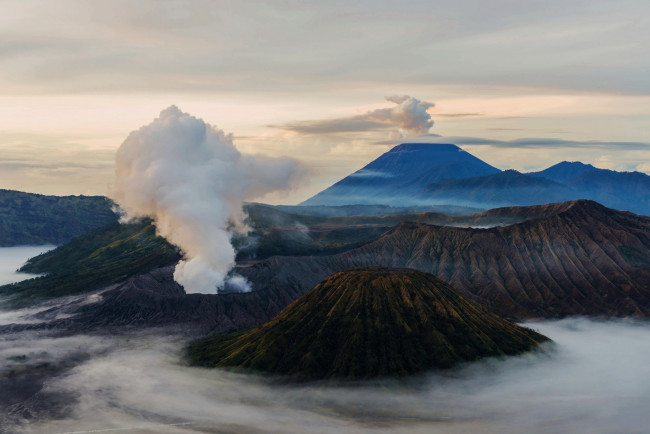 Обои картинки фото bromo volcano, java, indonesia, природа, горы, bromo, volcano