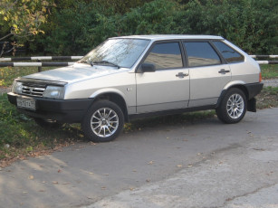 Картинка vaz 2109 автомобили выставки уличные фото