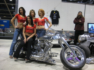 Картинка мотоциклы мото девушкой