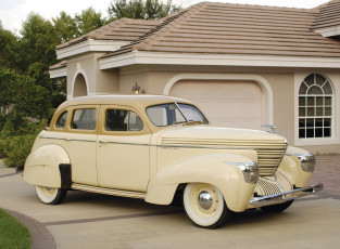Картинка автомобили классика дом деревья автомобиль трава фонарь кусты