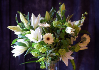 Картинка цветы букеты композиции лилии герберы гортензия