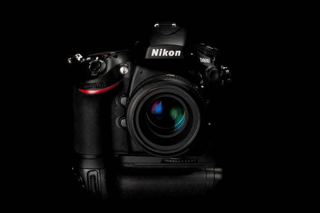 Обои картинки фото бренды, nikon, d800, никон, фотоаппарат, черный, фон