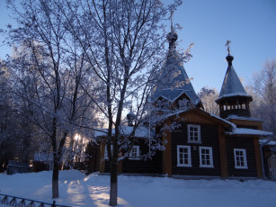 Картинка города -+католические+соборы +костелы +аббатства зима деревья строение