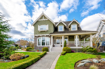 Картинка города -+здания +дома газон кусты ландшафт особняк дом