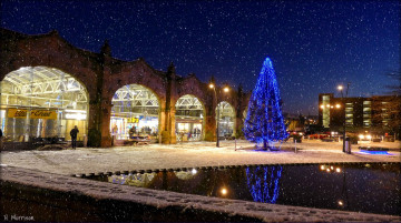 Картинка города -+улицы +площади +набережные город улица снег ёлка новый год