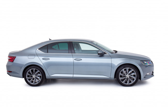 Обои картинки фото автомобили, skoda, 2016г, au-spec, superb