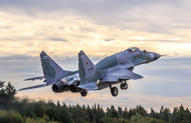 Обои картинки фото mig-29smt, авиация, боевые самолёты, истребитель