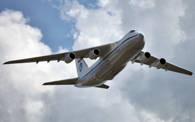 Обои картинки фото ан 124-100 руслан, авиация, грузовые самолёты, ан, 124, антонов, гражданский, самолет, грузовой