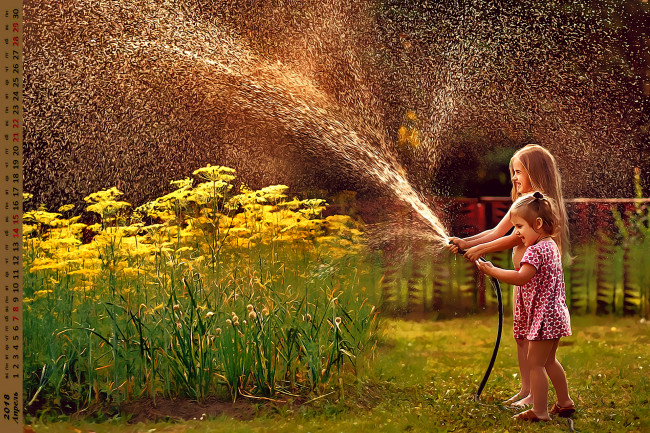 Обои картинки фото календари, компьютерный дизайн, шланг, полив, вода, дети