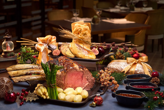 Обои картинки фото еда, мясные блюда, соусы, спаржа, буженина