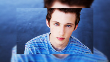 обоя troye sivan, музыка, музыкант