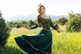 Картинка девушки мария+давыдова+ lady+melamory образ косплей наряд костюм платье лужайка деревья