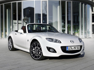 Картинка автомобили mazda