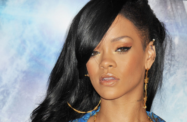 Обои картинки фото музыка, rihanna