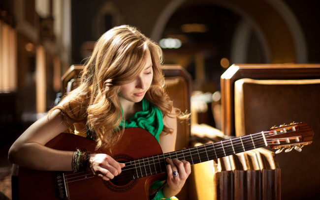 Обои картинки фото музыка, другое, гитара, девушка