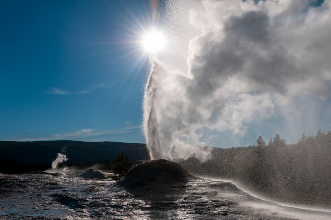 Обои картинки фото природа, стихия, гейзер, сша, штат, вайоминг