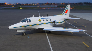 Картинка sabreliner авиация пассажирские+самолёты самолёт полоса аэродром