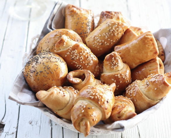 Обои картинки фото еда, хлеб,  выпечка, рогалики