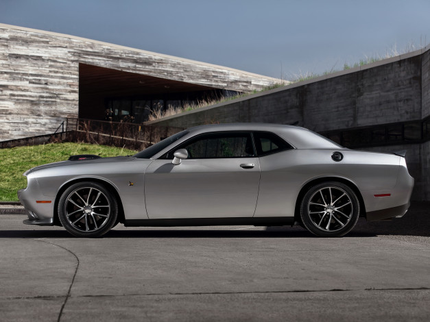 Обои картинки фото автомобили, dodge, темный, lc, scat, pack, shaker, hemi, challenger, 392, 2015г