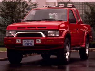 Картинка автомобили nissan datsun