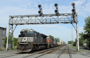 Картинка техника поезда локомотив рельсы состав