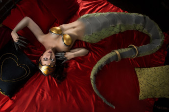Картинка девушки -+креатив +косплей league of legends cosplay кровать кассиопея