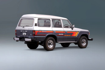 Картинка автомобили nissan datsun toyota,landcruiser