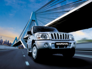 Картинка автомобили mahindra