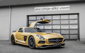 обоя 2014-mcchip-dkr-mercedes-benz-sls-amg-black-series, автомобили, mercedes-benz, mercedes