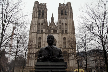 Картинка брюссель города -+памятники +скульптуры +арт-объекты