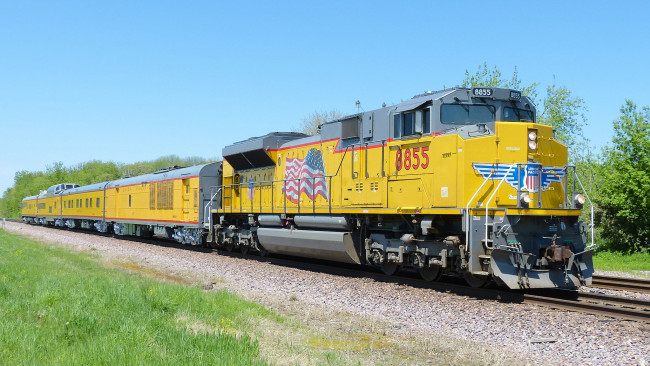 Обои картинки фото техника, поезда, железная, состав, рельсы, локомотив, дорога