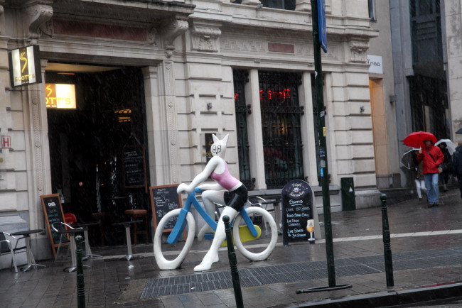 Обои картинки фото брюссель, города, - памятники,  скульптуры,  арт-объекты