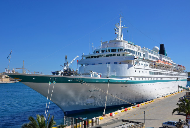 Обои картинки фото albatros, корабли, лайнеры, круизный, лайнер
