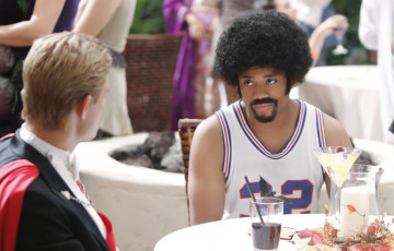 Картинка кино+фильмы 90210 беверли хилз тэдди монтгомери блондин вампир костюм грим разговор друзья