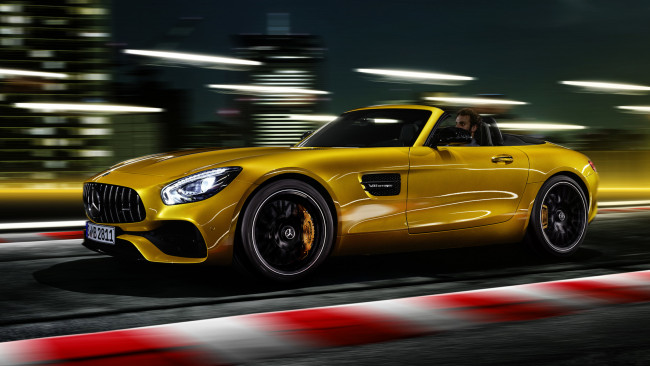 Обои картинки фото mercedes-benz amg gt s roadster 2019, автомобили, mercedes-benz, amg, gt, s, roadster, 2019, жёлтый