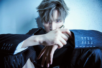 Картинка мужчины liu+haikuan актер костюм