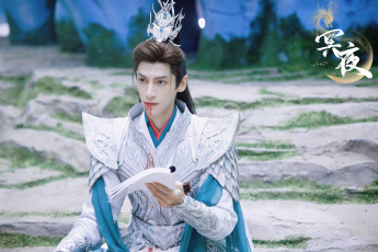 Картинка мужчины luo+yunxi ло юнси