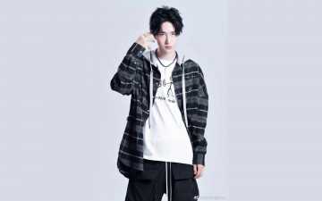 Картинка мужчины wang+yi+bo актер рубашка футболка штаны