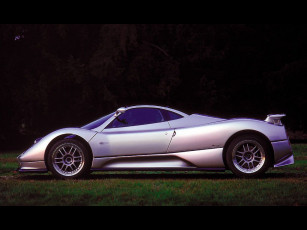 Картинка автомобили pagani