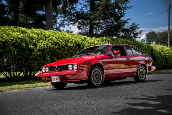 Картинка alfa+romeo+gtv автомобили alfa+romeo автошоу выставка автопробег