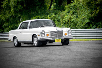 Картинка mercedes-benz+280se автомобили mercedes-benz автошоу автопробег выставка