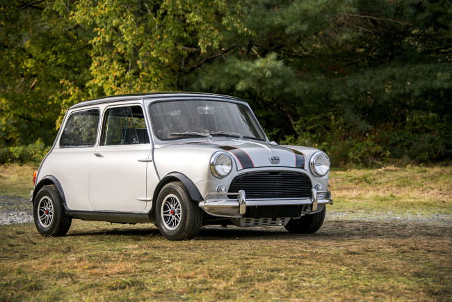 Обои картинки фото austin mini, автомобили, mini, автопробег, выставка, автошоу