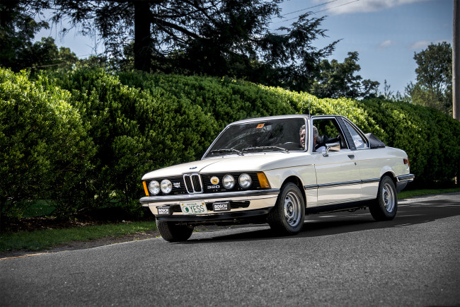 Обои картинки фото bmw 320 baur, автомобили, bmw, автошоу, выставка, автопробег