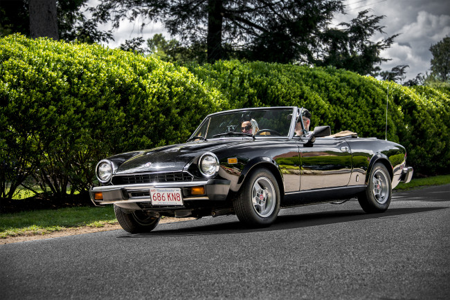 Обои картинки фото fiat spider, автомобили, fiat, автопробег, выставка, автошоу