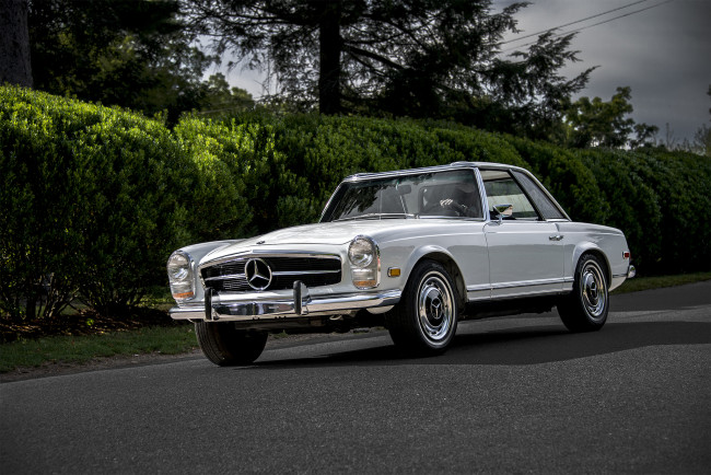 Обои картинки фото mercedes-benz sl, автомобили, mercedes-benz, автошоу, выставка, автопробег